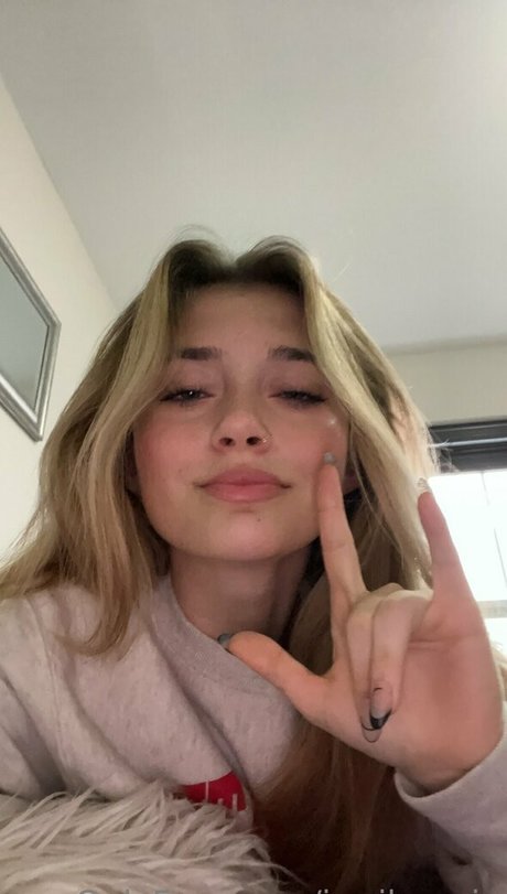 imrileyrain adult actress gallery