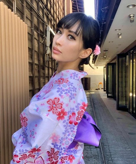 DJ HEAVYGRINDER star porn picture