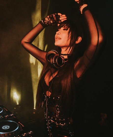 DJ HEAVYGRINDER beautiful star photos