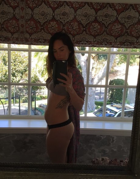 Megan Fox erotic pornstar photo