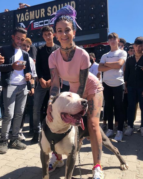 Yagmur Simsek_ sex star gallery