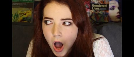 Goodnight Moon nudes model pictures