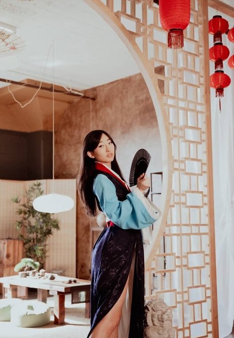 Emma Meili star top pic