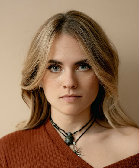 Axelle Maga star high quality photos