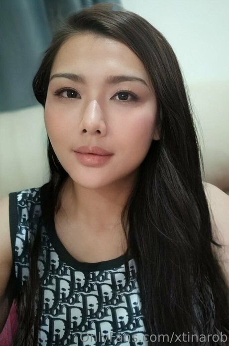 xtinarob star xxx galleries
