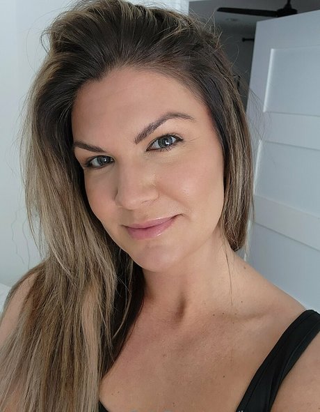 jennyshay model xxx pics