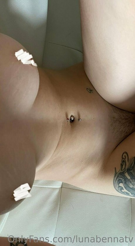 lunabennatv pornstar naked pic