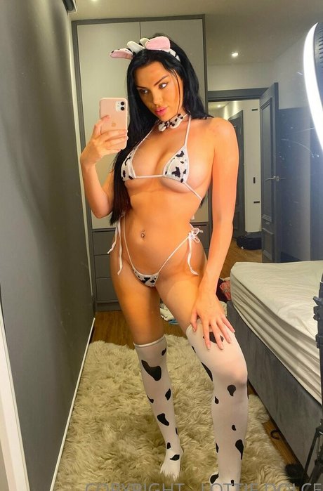 lottiedolce exclusive pornstar photo