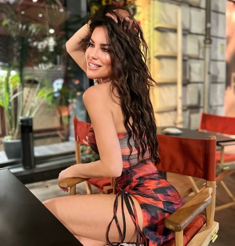 Antonella Mosetti beautiful actress image