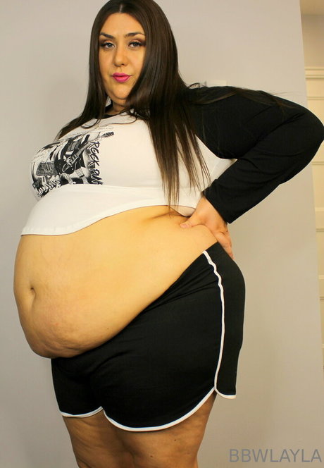 bbwlayla high quality actress photo