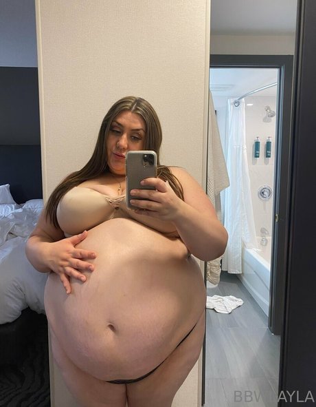 bbwlayla star naked galleries