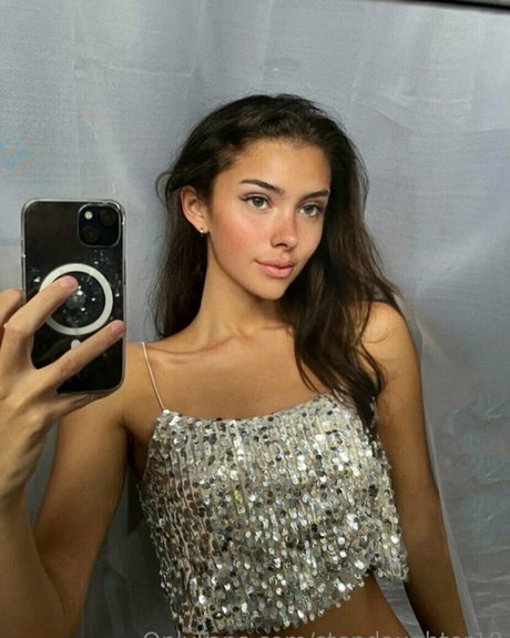 stepdaughter18 model nudes photo