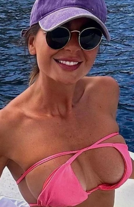 Jolanda De Rienzo pornstar nice photos