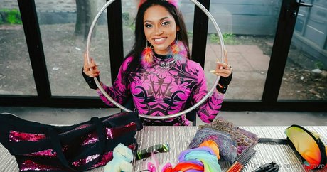 be rave sexy pornstar picture