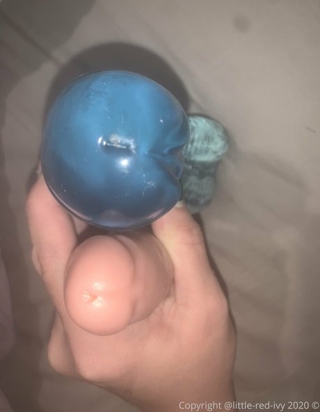 little red ivy sexy pornstar pictures