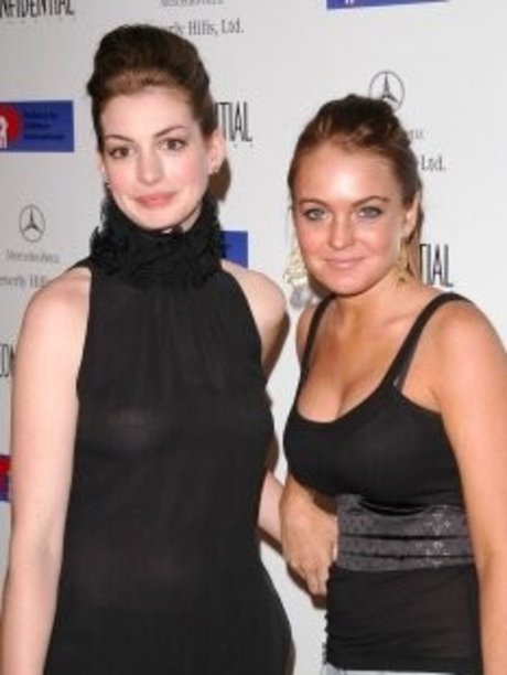 Anne Hathaway pretty star gallery