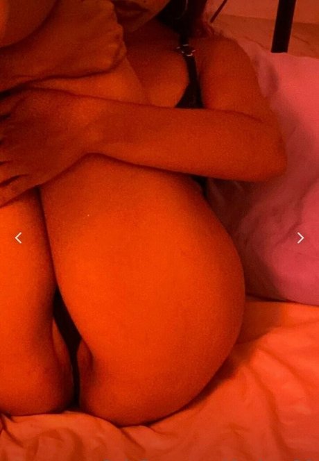 denisse30 model naked photo