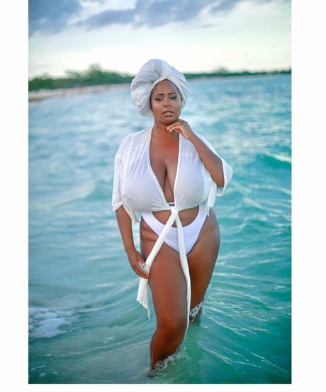 Monique Cooper pornstar pretty picture