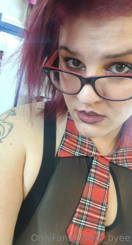 c byee pornstar erotic pic