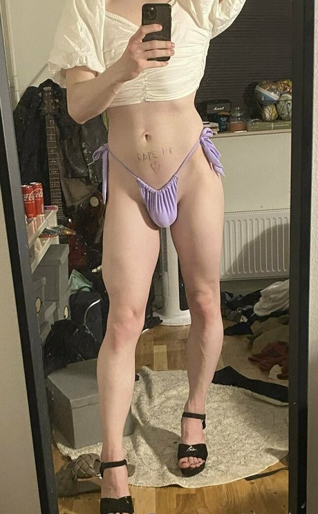 thaelyn pornstar pretty picture