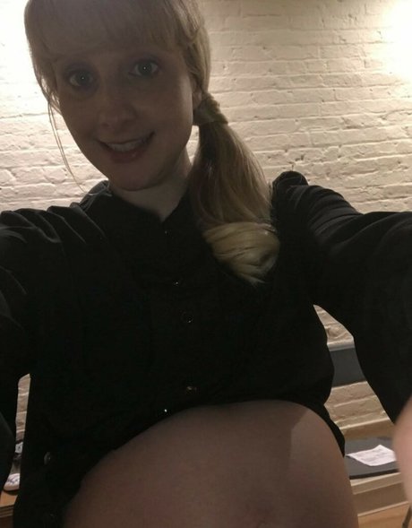 Melissa Rauch erotic star photos