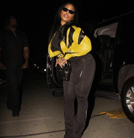 SZA model nudes pictures