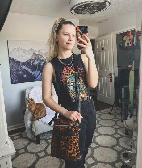 NoisyButters hot star archive