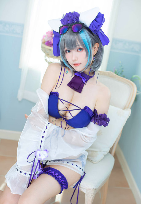 eeelyeee exclusive pornstar images