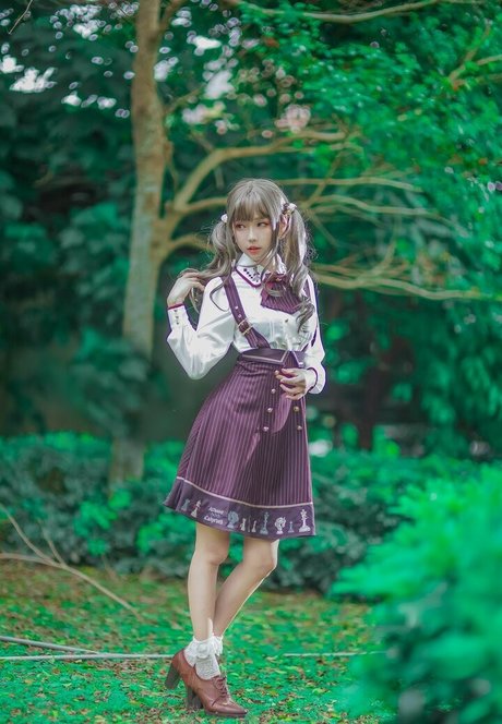 eeelyeee pornstar beautiful pics