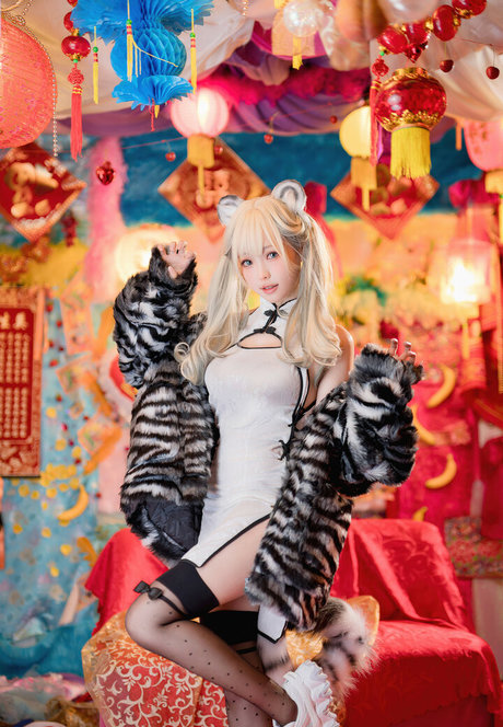 thick mature onlyfans pornographic picture