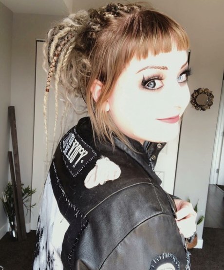 Mother Macabre pornstar pretty photo