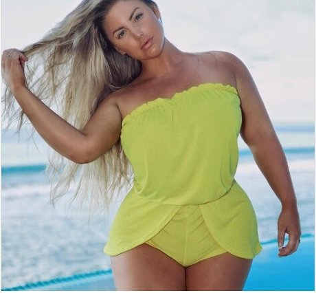 Ashley Alexiss model pornographic photos