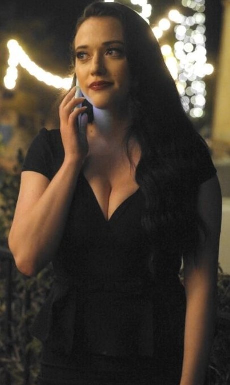 Kat Dennings hot actress img