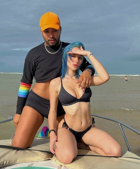 feet milf onlyfans hot sexy photo