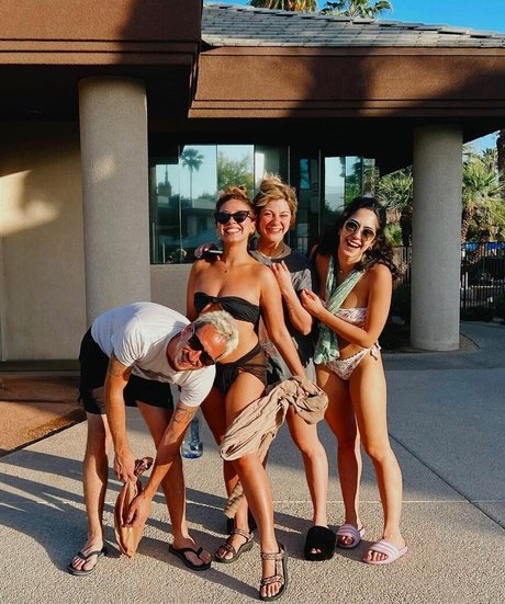 Haley Reinhart nude actress images