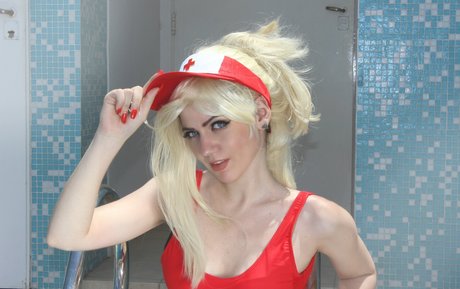 Magui Sunshine sex model photos