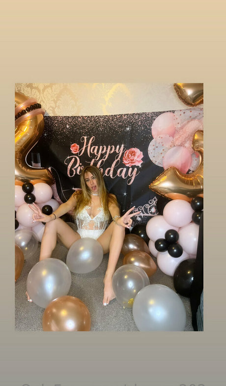 shauna202xx model hd pics