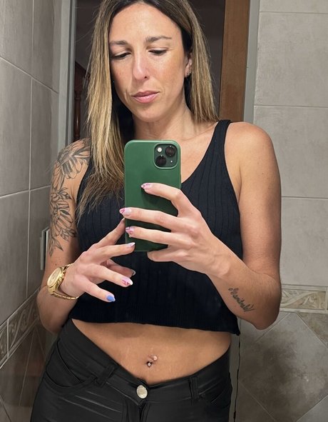 elizabet739 naked model galleries