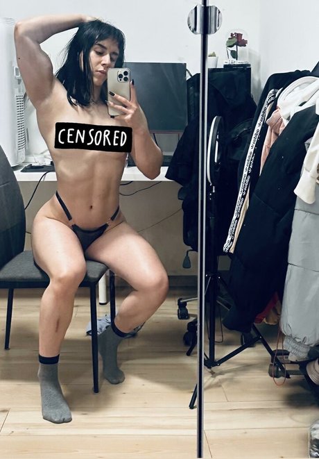 courtney01 nude pornstar photo