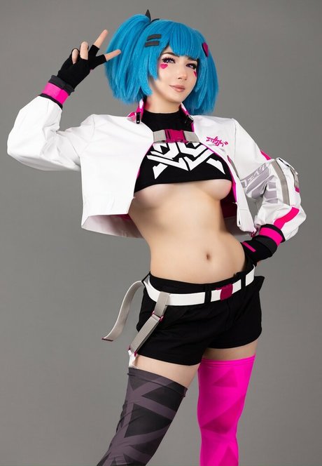 Akemi101xoxo erotic actress img