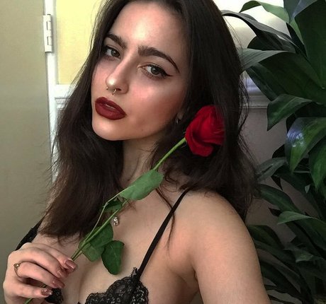 artbitch666 art actress picture