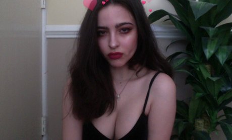 artbitch666 star naked pic