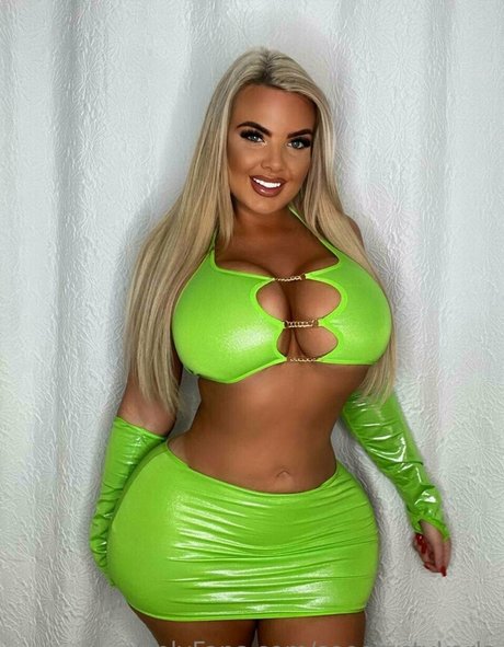 soootastykarla nudes star image