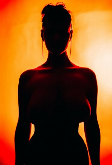 Terese Aguado hot actress photos