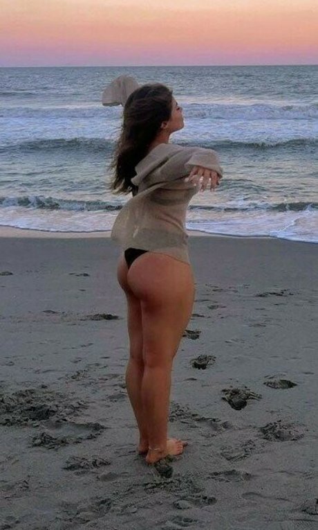 its rockie star nude img