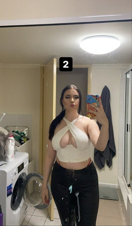 sleppyy model galleries