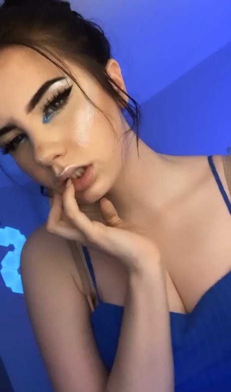 sleppyy model porn galleries