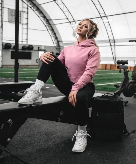 Miranda Cohen beautiful model pictures