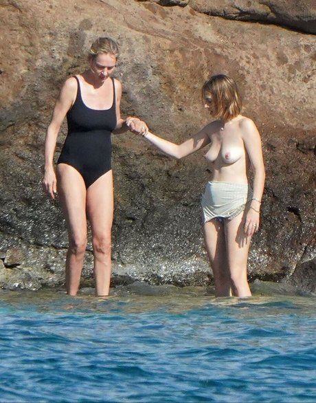 Maya Hawke pornstar hd photos