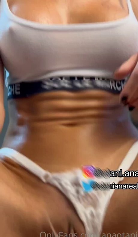 Ana Otani star art photos